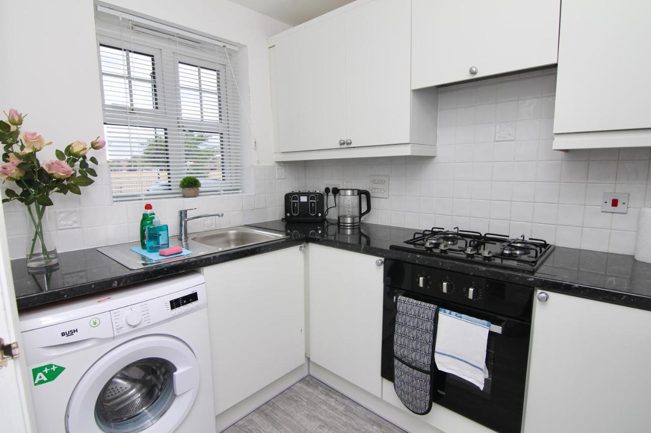 Dashing 2bed Haven - Near Centre, Free Parking