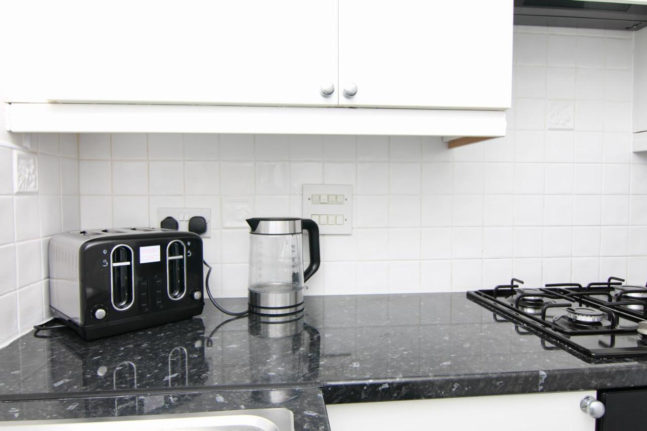 Dashing 2bed Haven - Near Centre, Free Parking * Coventry