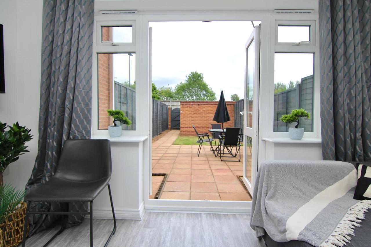 Holiday home Dashing 2bed Haven - Near Centre, Free Parking Coventry